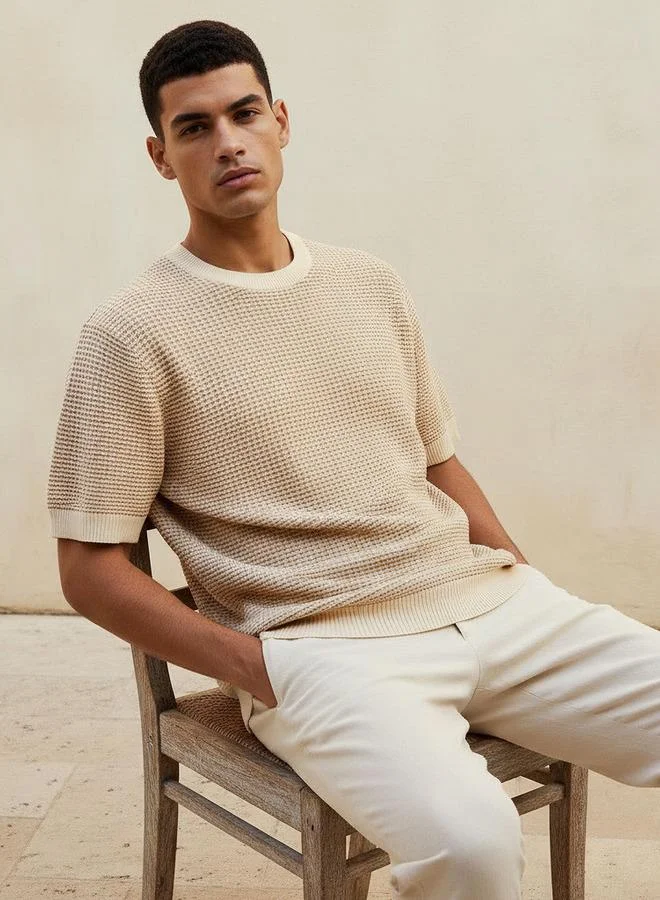 ايكونيك Iconic Men Regular Fit Crew Neck Short Sleeves Waffle Textured T-shirt